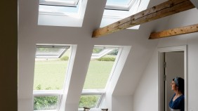 GGU Integra Solar-Schwing-Fenster Kunsstoff (ummantelt)